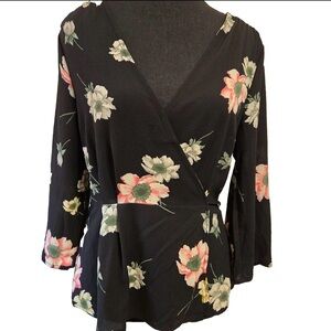 SWEET WANDERER Women's Floral Wrap Blouse Top 3/4 Sleeves Tie on Side Sz L -NWOT